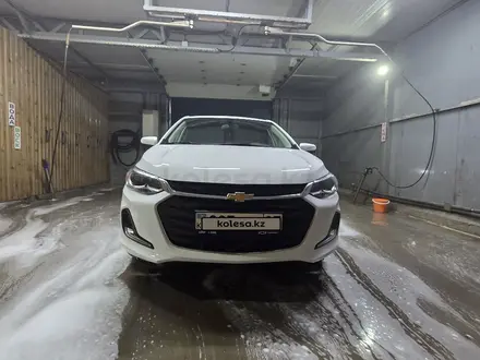 Chevrolet Onix 2025 года за 6 700 000 тг. в Астана