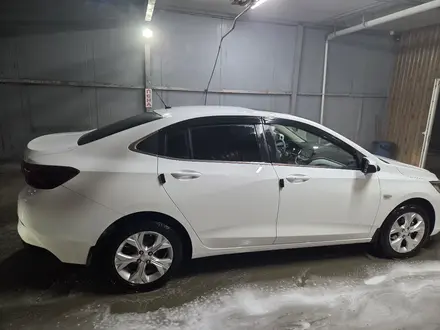 Chevrolet Onix 2025 года за 6 700 000 тг. в Астана – фото 4