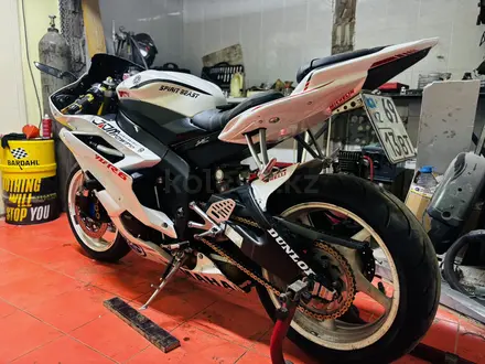 Yamaha  FZR600 2007 года за 3 000 000 тг. в Астана – фото 3