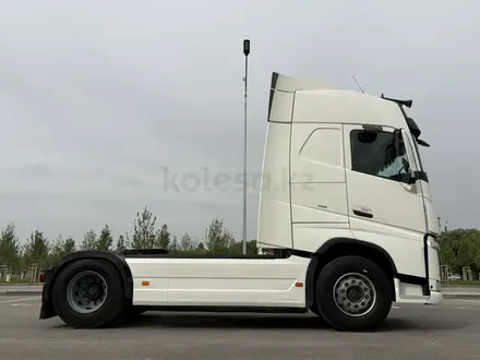 Volvo  FH 2018 года за 37 000 000 тг. в Алматы – фото 4