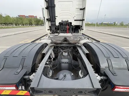 Volvo  FH 2018 года за 37 000 000 тг. в Алматы – фото 13