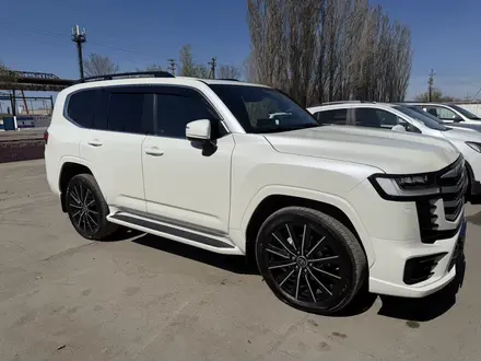 Toyota Land Cruiser 2023 года за 62 500 000 тг. в Павлодар