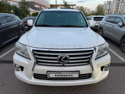 Lexus LX 570 2012 года за 35 000 000 тг. в Астана