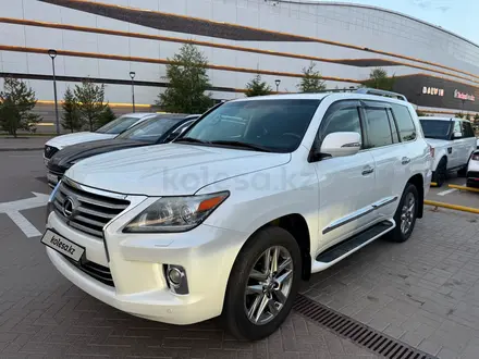 Lexus LX 570 2012 года за 35 000 000 тг. в Астана – фото 2