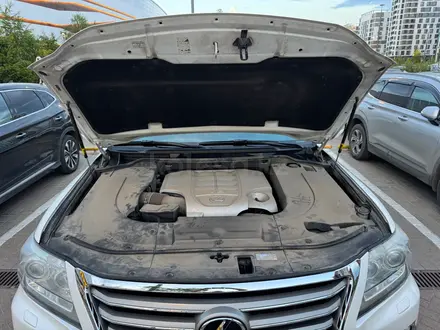 Lexus LX 570 2012 года за 35 000 000 тг. в Астана – фото 39