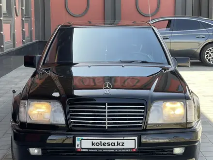 Mercedes-Benz E 500 1995 года за 4 700 000 тг. в Шымкент – фото 20