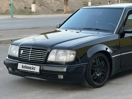 Mercedes-Benz E 500 1995 года за 4 700 000 тг. в Шымкент – фото 8