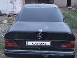 Mercedes-Benz C 200 1993 года за 900 000 тг. в Шымкент – фото 4