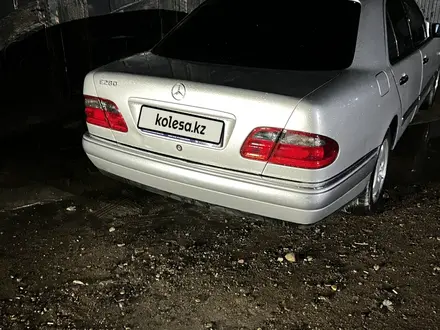 Mercedes-Benz E 280 1996 года за 2 500 000 тг. в Алматы – фото 11