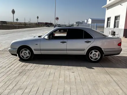 Mercedes-Benz E 280 1996 года за 2 500 000 тг. в Алматы – фото 5
