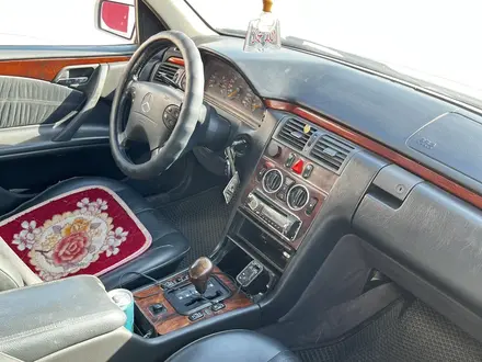 Mercedes-Benz E 280 1996 года за 2 500 000 тг. в Алматы – фото 8