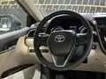 Toyota Camry 2022 года за 17 700 000 тг. в Актобе – фото 8