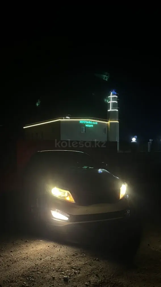 Kia K5, 2011