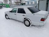 Mercedes-Benz E 220 1993 годаfor1 400 000 тг. в Макинск – фото 3