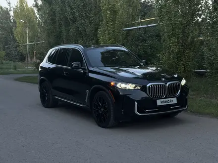 BMW X5 2023 года за 42 000 000 тг. в Астана
