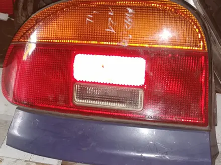 Левый фонарь на Mazda 121 за 15 000 тг. в Алматы – фото 3