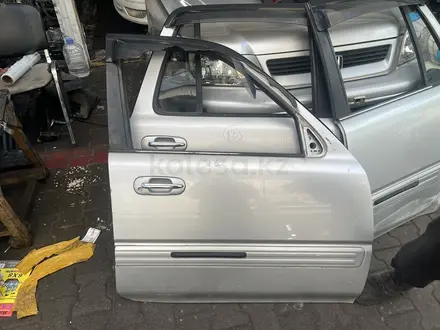 Двер на хонда срв за 200 тг. в Алматы – фото 2