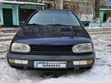 Volkswagen Golf 1995 года за 1 500 000 тг. в Астана – фото 2