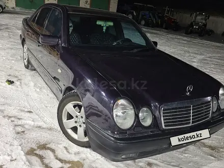 Mercedes-Benz E 280 1996 года за 2 600 000 тг. в Караганда – фото 5