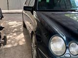 Mercedes-Benz E 430 1998 года за 2 400 000 тг. в Алматы – фото 3