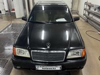 Mercedes-Benz C 180 1994 годаfor1 200 000 тг. в Астана