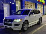 Volkswagen Touareg 2009 года за 9 000 000 тг. в Алматы