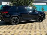 Toyota Highlander 2017 года за 10 300 000 тг. в Атырау – фото 3