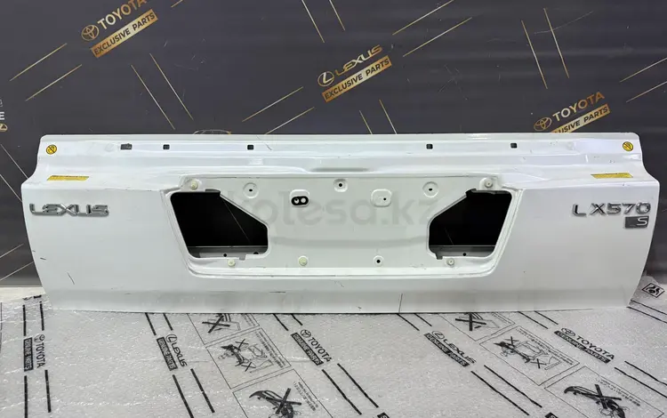 Крышка багажника борт нижний Lexus LX570 2007-2021 за 140 000 тг. в Алматы