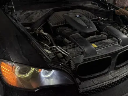 BMW X5 2008 года за 10 500 000 тг. в Актау – фото 3