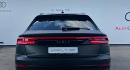 Audi Q8 55 TFSI Quattro 2019 года за 39 000 000 тг. в Астана – фото 5
