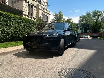 BMW X7 2023 года за 70 000 000 тг. в Алматы – фото 3