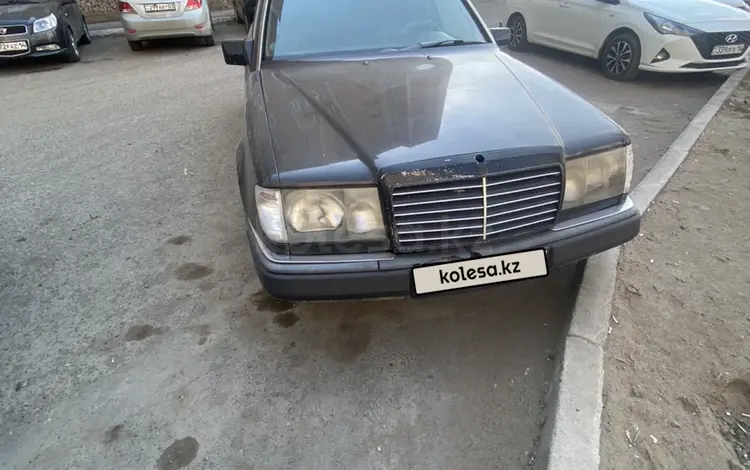 Mercedes-Benz E 230 1989 года за 1 300 000 тг. в Павлодар