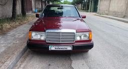 Mercedes-Benz E 230 1991 года за 1 500 000 тг. в Шымкент