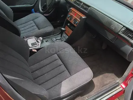 Mercedes-Benz E 230 1991 года за 1 500 000 тг. в Шымкент – фото 10