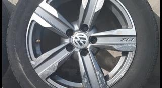 Диски с резиной на Volkswagen за 150 000 тг. в Алматы