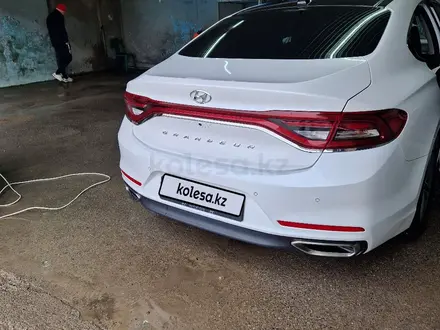 Hyundai Grandeur 2018 годаүшін11 000 000 тг. в Шымкент – фото 6