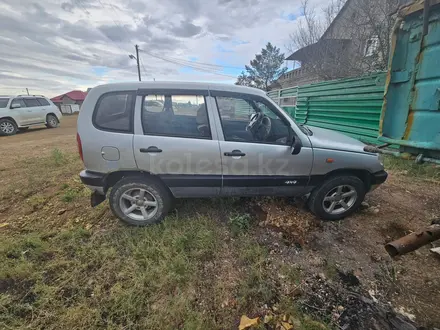 Chevrolet Niva 2005 года за 1 500 000 тг. в Балхаш – фото 2