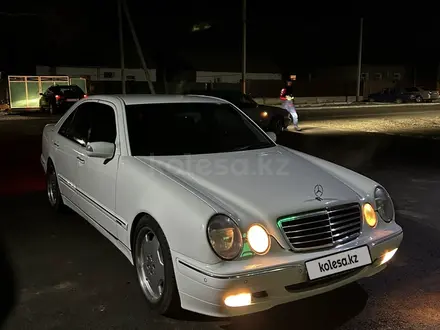 Mercedes-Benz E 320 2002 года за 6 600 000 тг. в Шиели – фото 2