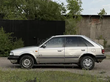 Mazda 323 1988 года за 500 000 тг. в Караганда – фото 4