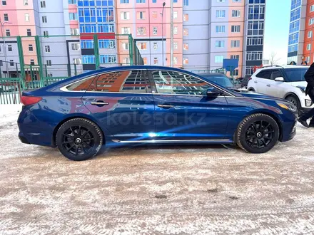 Hyundai Sonata 2018 года за 4 500 000 тг. в Уральск – фото 2