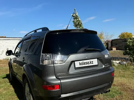 Mitsubishi Outlander 2007 года за 4 500 000 тг. в Кокшетау – фото 2