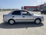 Hyundai Accent 2005 года за 2 200 000 тг. в Актобе – фото 2