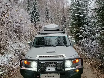 Toyota FJ Cruiser 2007 года за 14 800 000 тг. в Усть-Каменогорск – фото 4