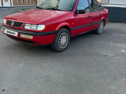 Volkswagen Passat 1994 года за 1 450 000 тг. в Караганда