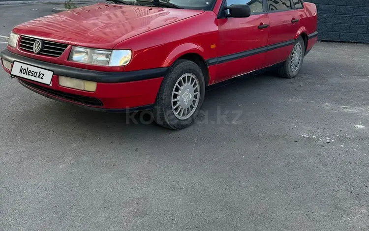 Volkswagen Passat 1994 годаүшін1 450 000 тг. в Караганда