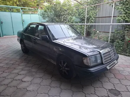 Mercedes-Benz E 230 1987 года за 1 000 000 тг. в Тараз – фото 4