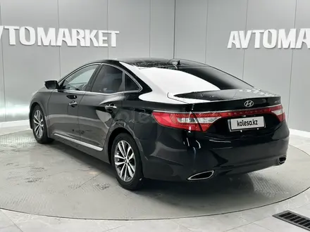 Hyundai Grandeur 2011 года за 8 000 000 тг. в Атырау – фото 3