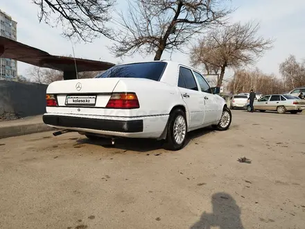 Mercedes-Benz E 230 1990 года за 1 300 000 тг. в Алматы – фото 19