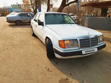 Mercedes-Benz E 230 1990 года за 1 300 000 тг. в Алматы – фото 8