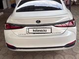Lexus ES 300h 2022 годаүшін21 800 000 тг. в Тараз